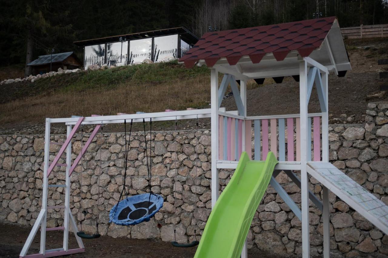 Resort Valea Tatarilor ラク・ロシュ エクステリア 写真