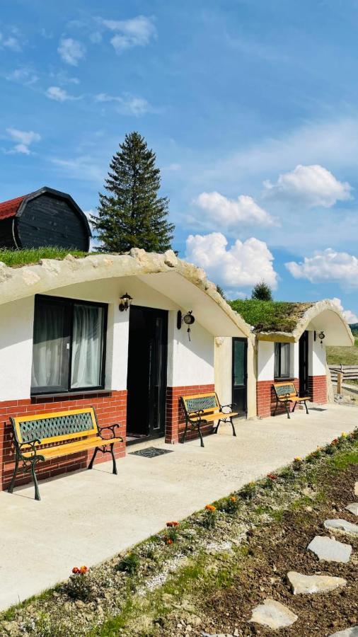 Resort Valea Tatarilor ラク・ロシュ エクステリア 写真